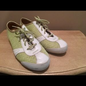 Coach White Gold Kelby Sneakers Size 9